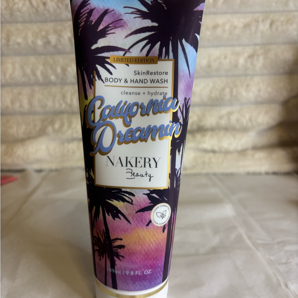 Nakery Beauty California Dreamin' Body & Hand Wash - Purple and Pink